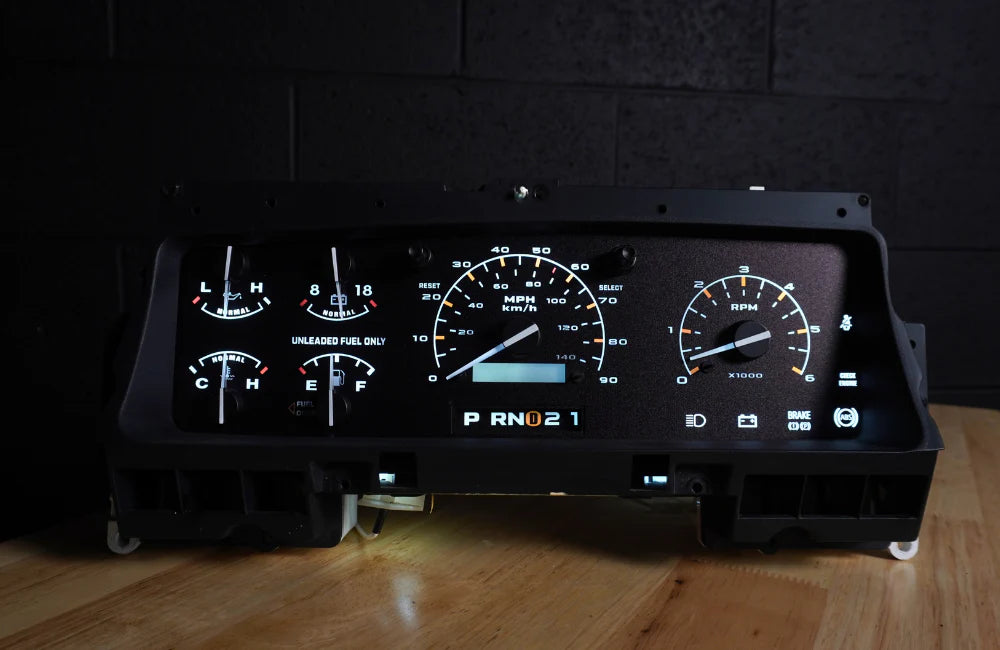 92-96 Cluster Faceplate Kit - XLT Modern - Gas