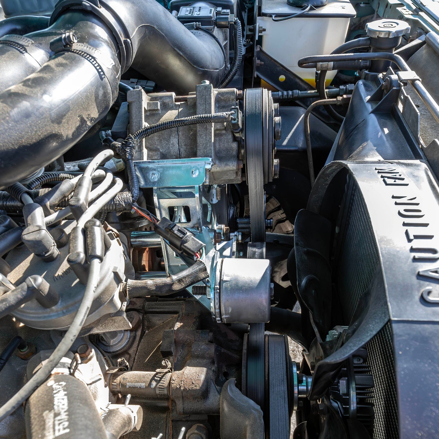 Desolate Motorsports Saginaw Power Steering Conversion Kit (7.5L 460 V8 | 1989–1996 F250/F350)