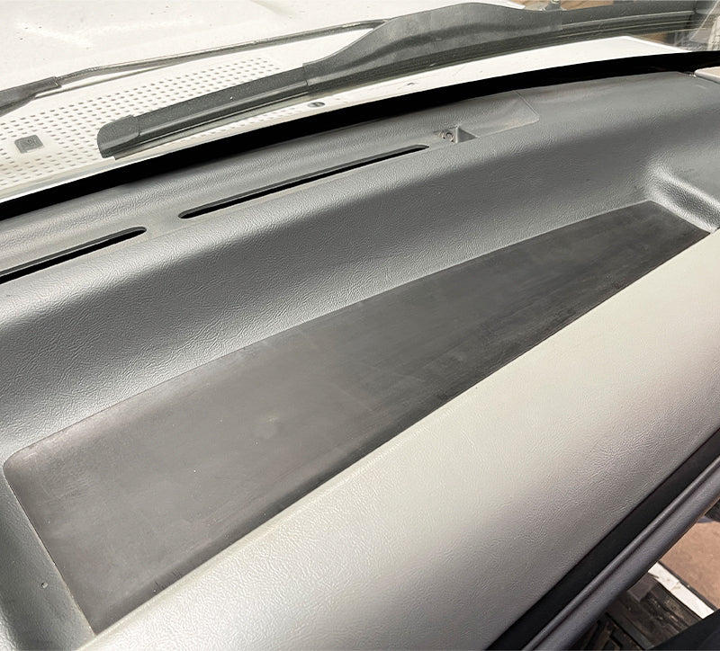 Non-Slip Dash Mat - 1992-1997 Ford F-Series/Bronco