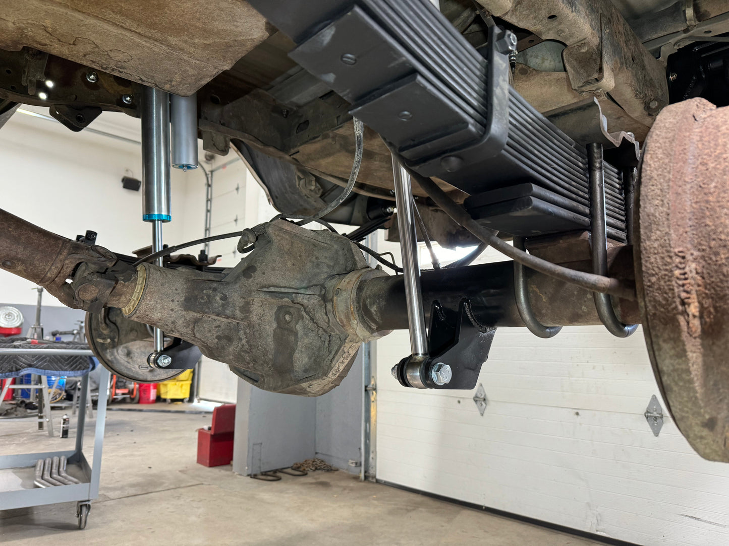 Carrick Customs Long Travel Rear Shock Mount Kit - 1980-1997 Ford F250/F350 4x4