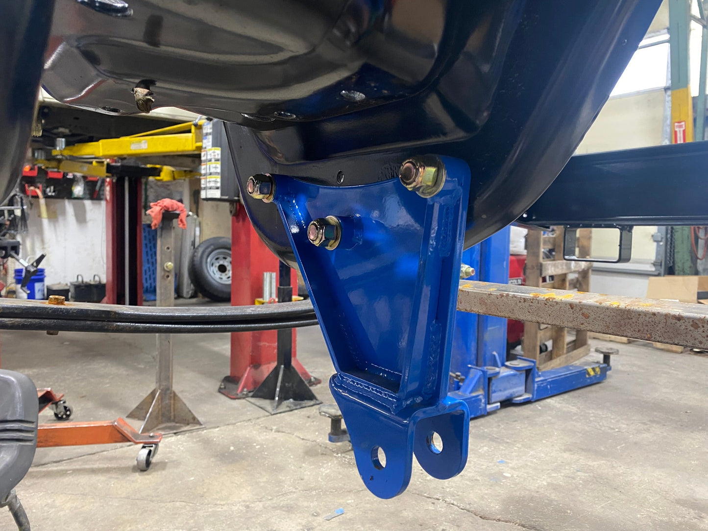 Pan Hard Drop Bracket - 1985-1997 Ford F-Series