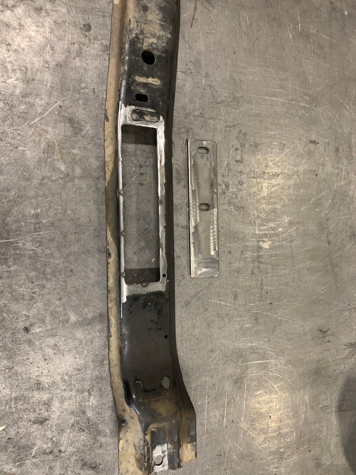 Carrick Customs Transmission Mount Bracket: 47RH to E4OD