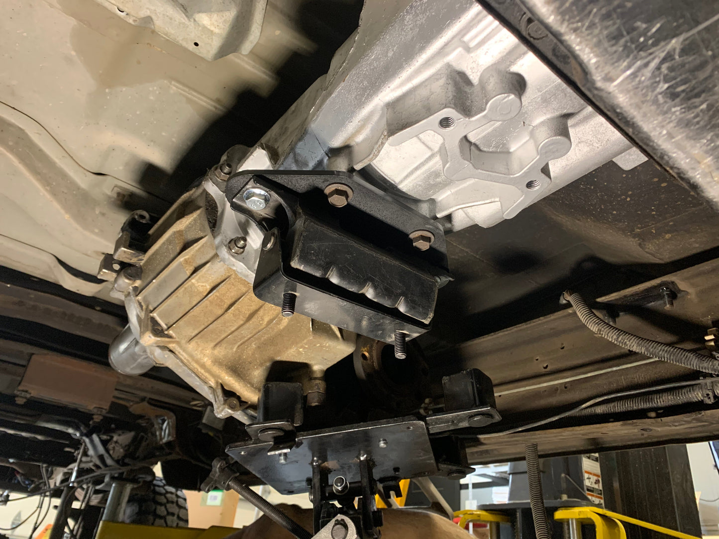 Carrick Customs Transmission Mount Bracket: 47RH to E4OD