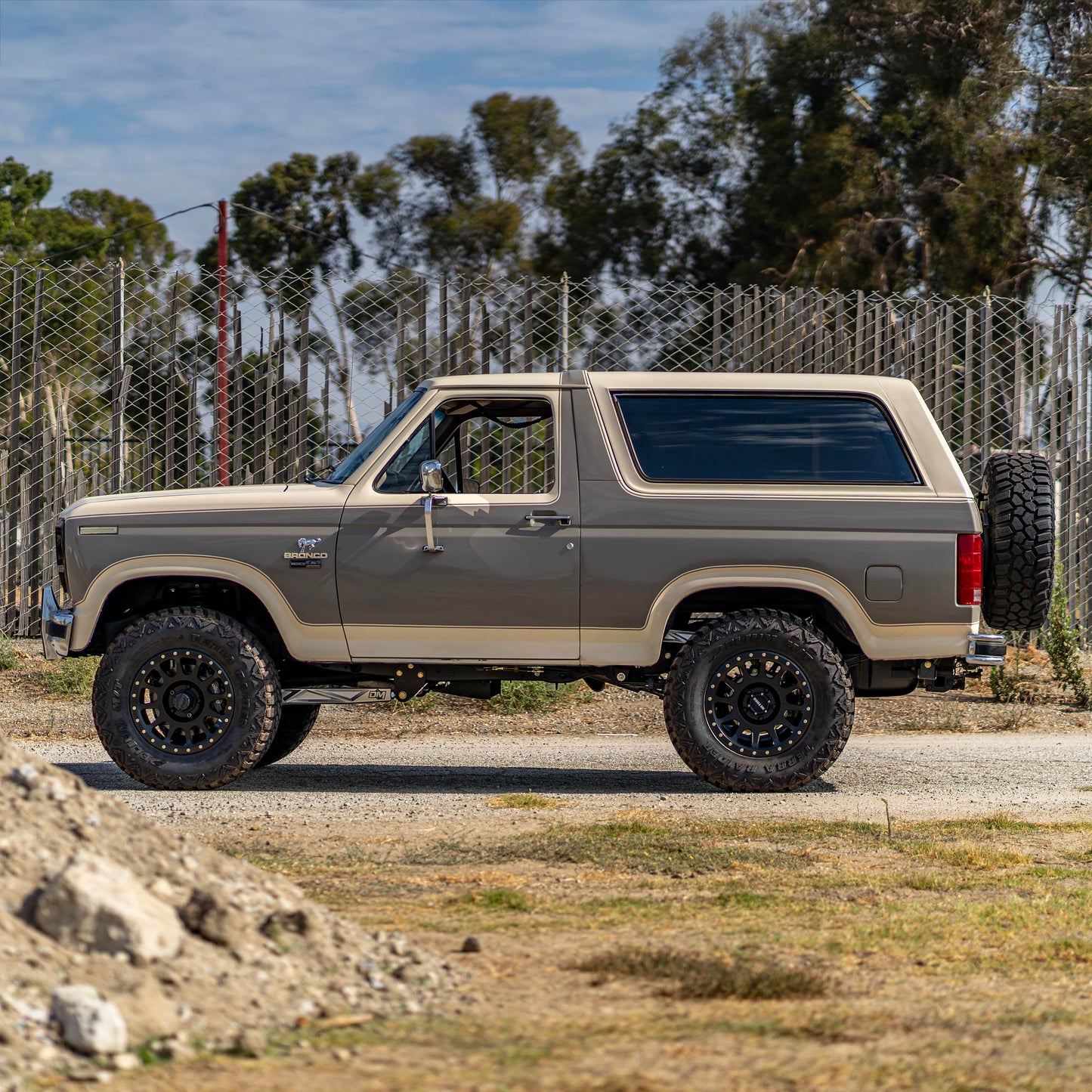 Desolate Motorsports "Daily Driver" Complete 3.5" (Bolt-on) - 1980-1996 Ford F150/Bronco
