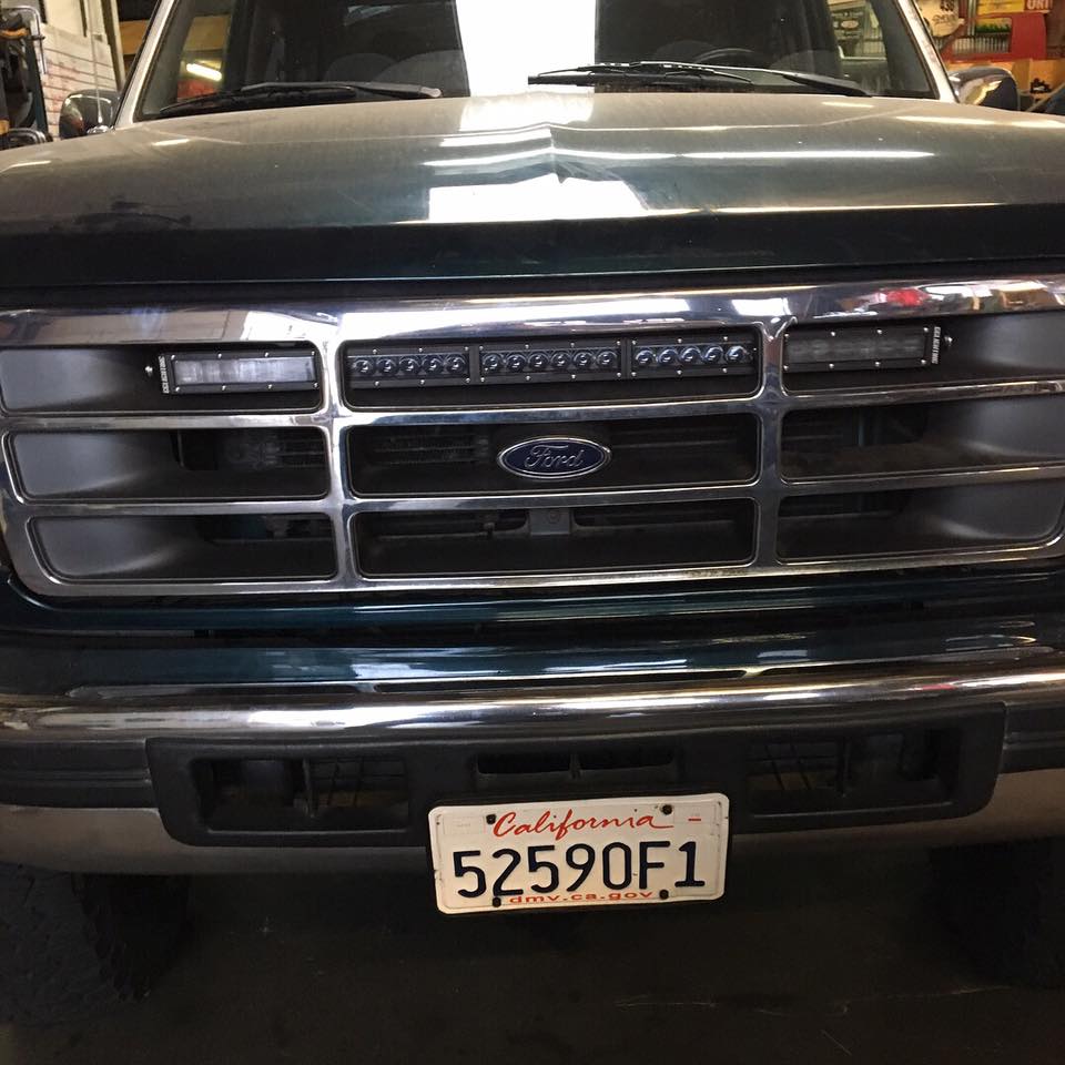 30" Single Row Light Bar Brackets (1992-1997) F-Series & Bronco