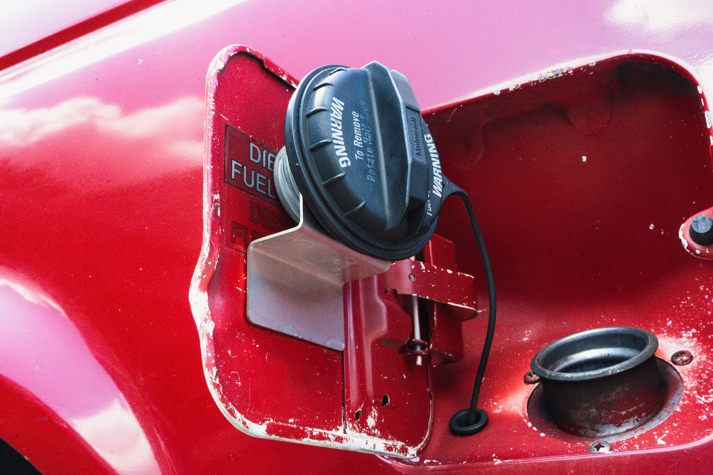 Fuel Cap Holder
