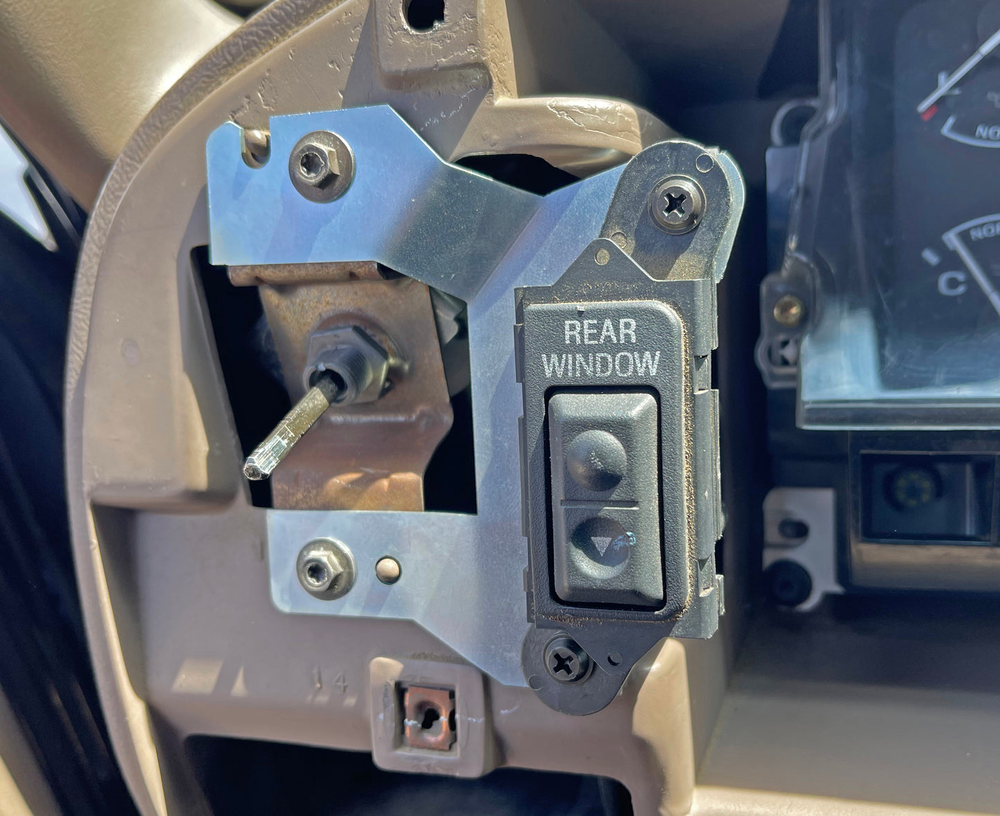 Dual Fuel Tank/Back Window Switch Repair Bracket