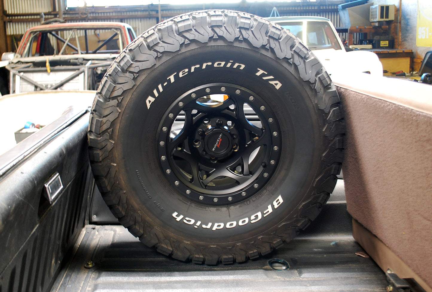 Rear Bench Spacer & Brackets / Ford Bronco