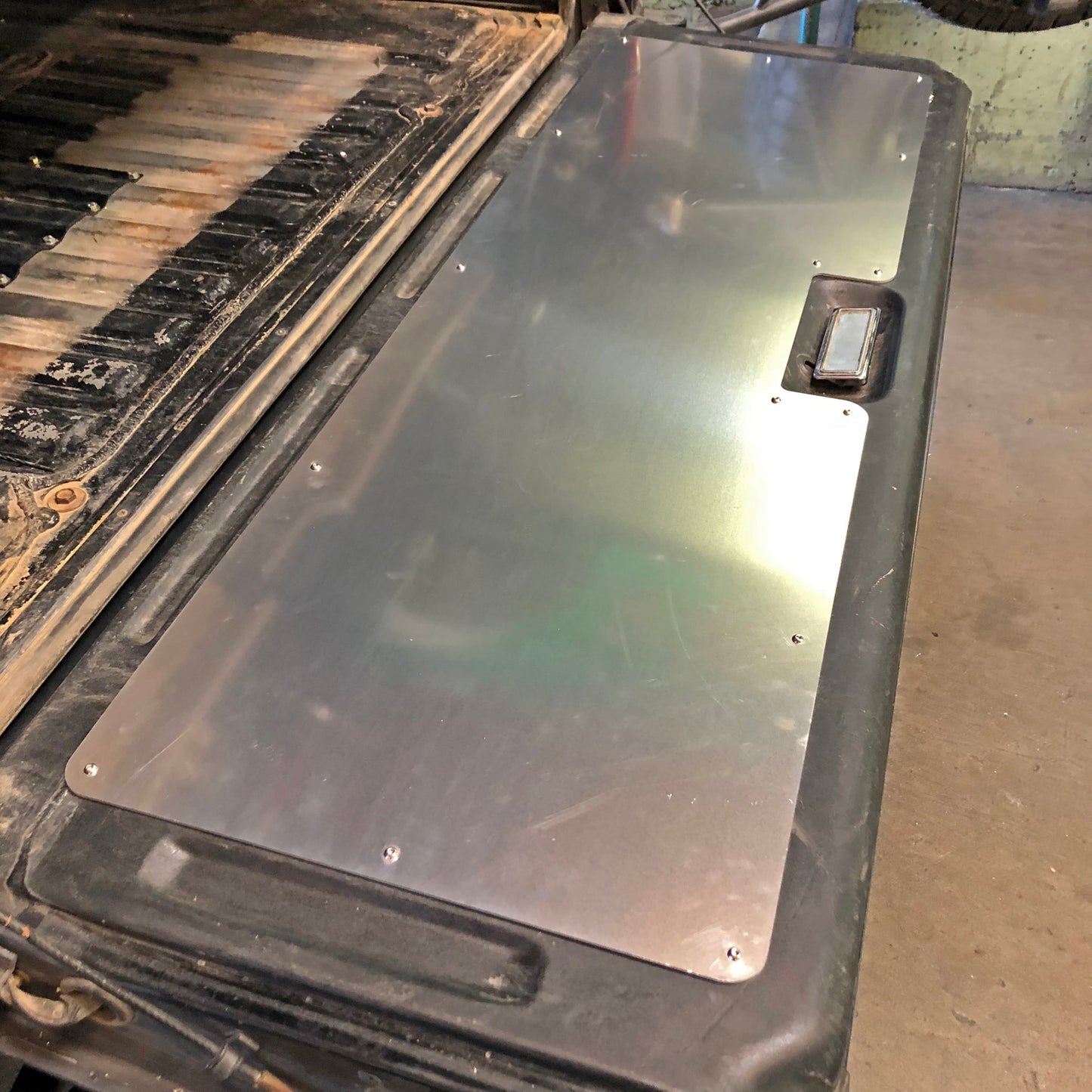 Ford Bronco Tailgate Cover