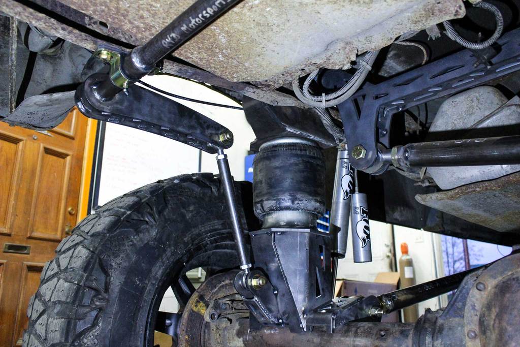 FORD OBS 4"-8" REAR AIR RIDE KIT (05+ SUPERDUTY SWAP)