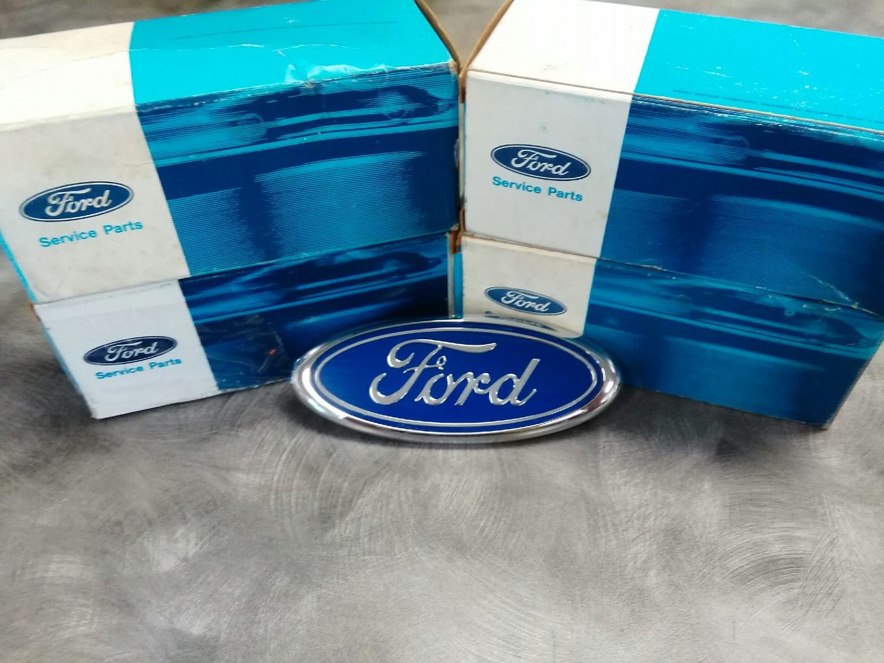 Ford Oval, Ford F-Series & Bronco