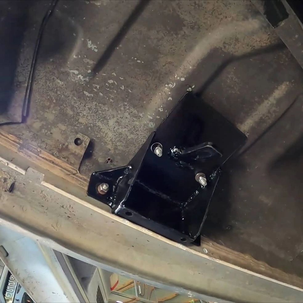 Overbudget OBS AMP Step Install Kit - 1986–1997 F-Series & Bronco