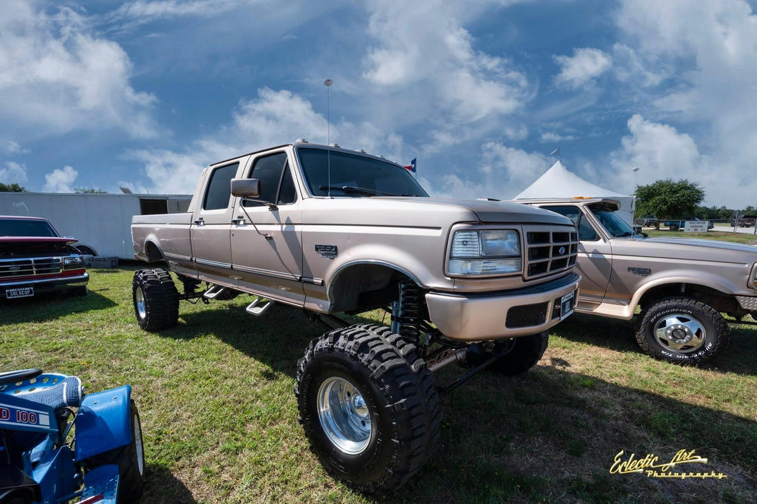 Champagnetrain (Colt Hadley) Lifted F350
