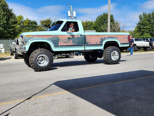 Joey's 1981 F100: Night Moves