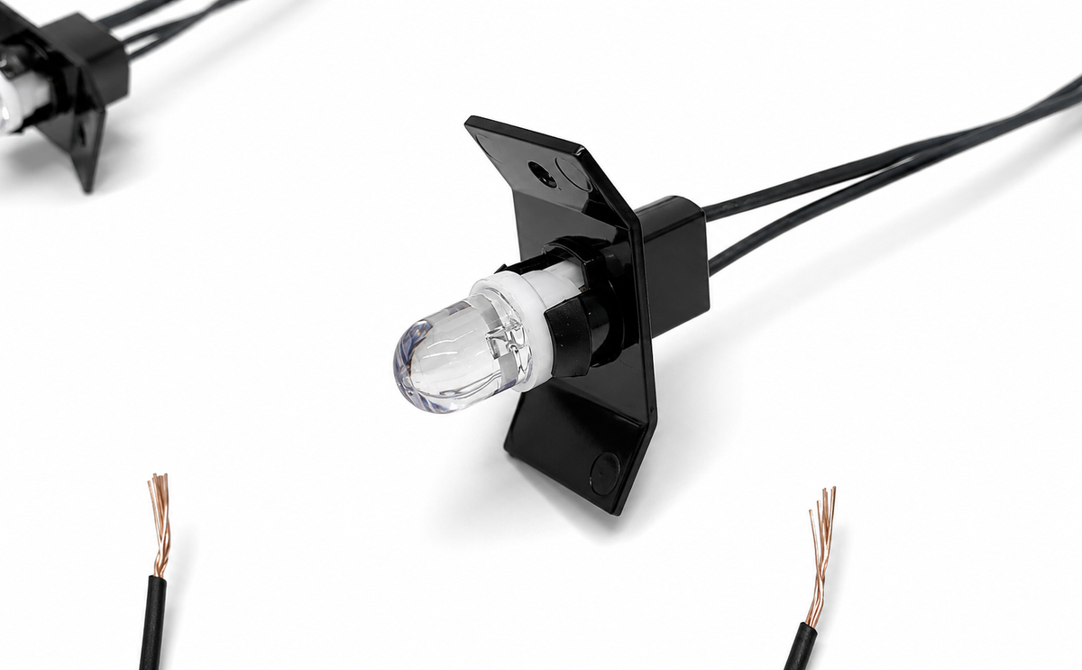 Complete Performance Lund Lighted Visor Replacement Harness w/LED Bulbs