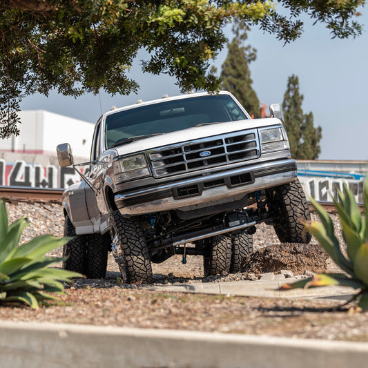 Desolate Motorsports Super Duty Axle Conversion Kit (Front & Rear) - 1980-1997 Ford F-Series