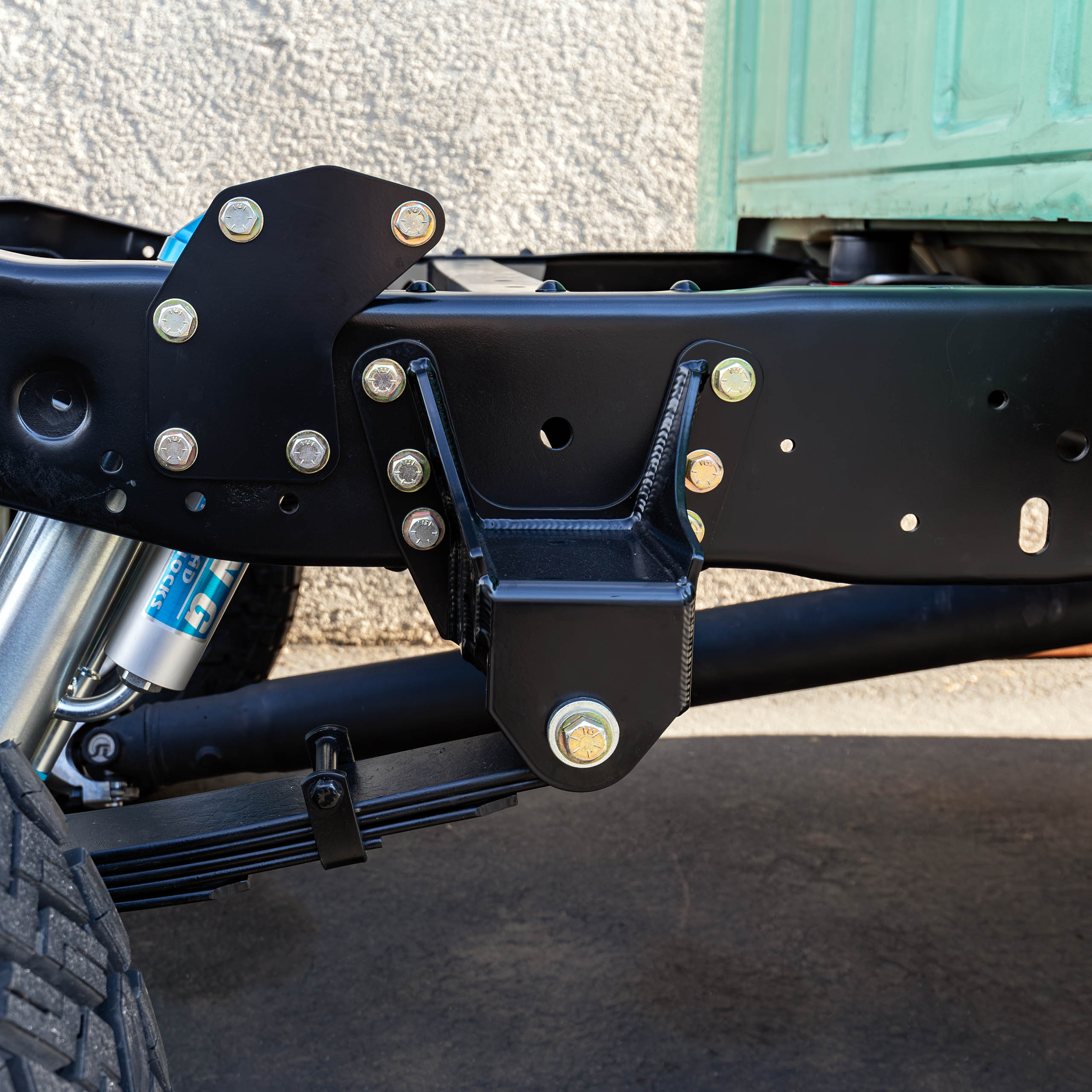 Desolate Motorsports Fabricated Leaf Spring Front Mount - 1980-1997 Fo ...