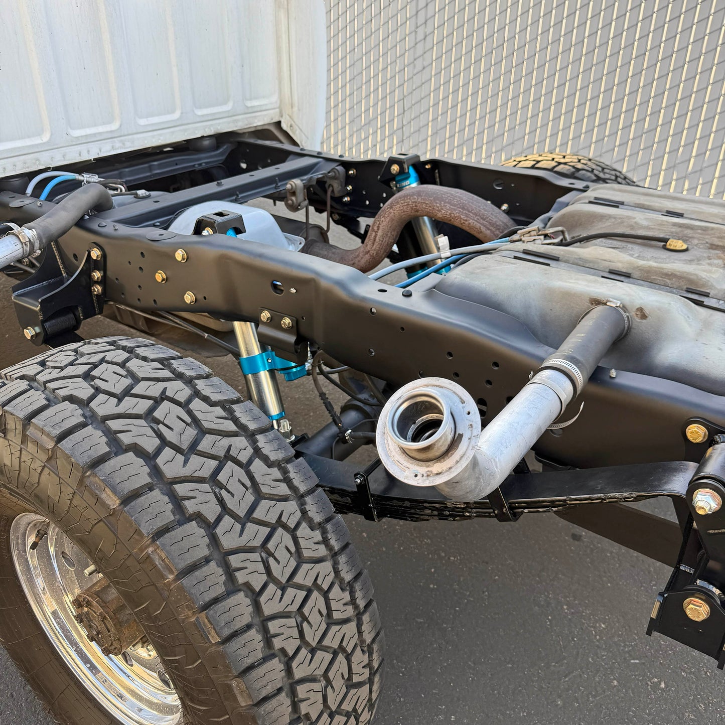 Desolate Motorsports HD Rear Suspension Kit – 1980–1997 Ford F-Series