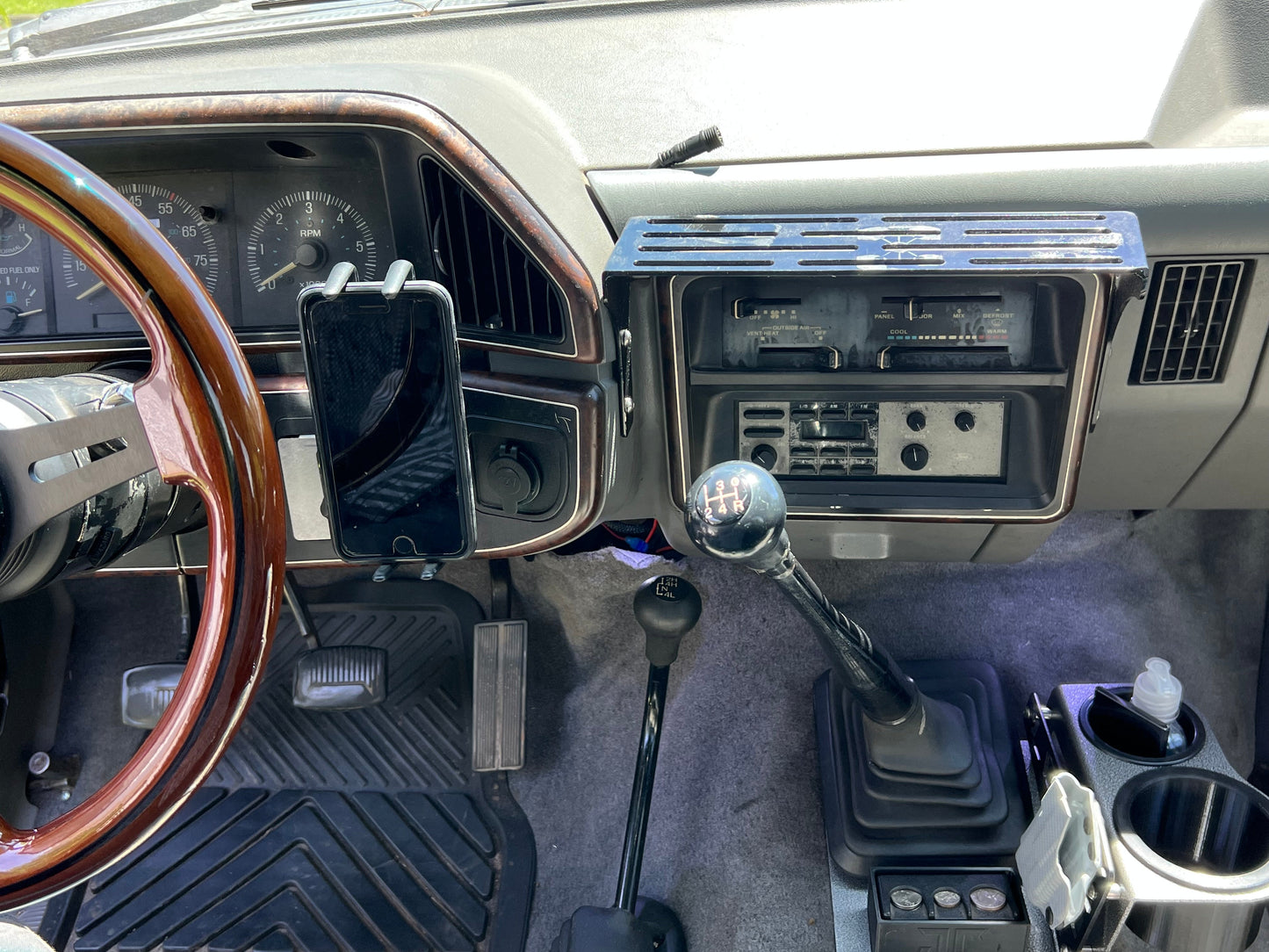 JC Customs Ford Bricknose Cell Phone Mount - 1987-1991 Ford F-Series & Bronco
