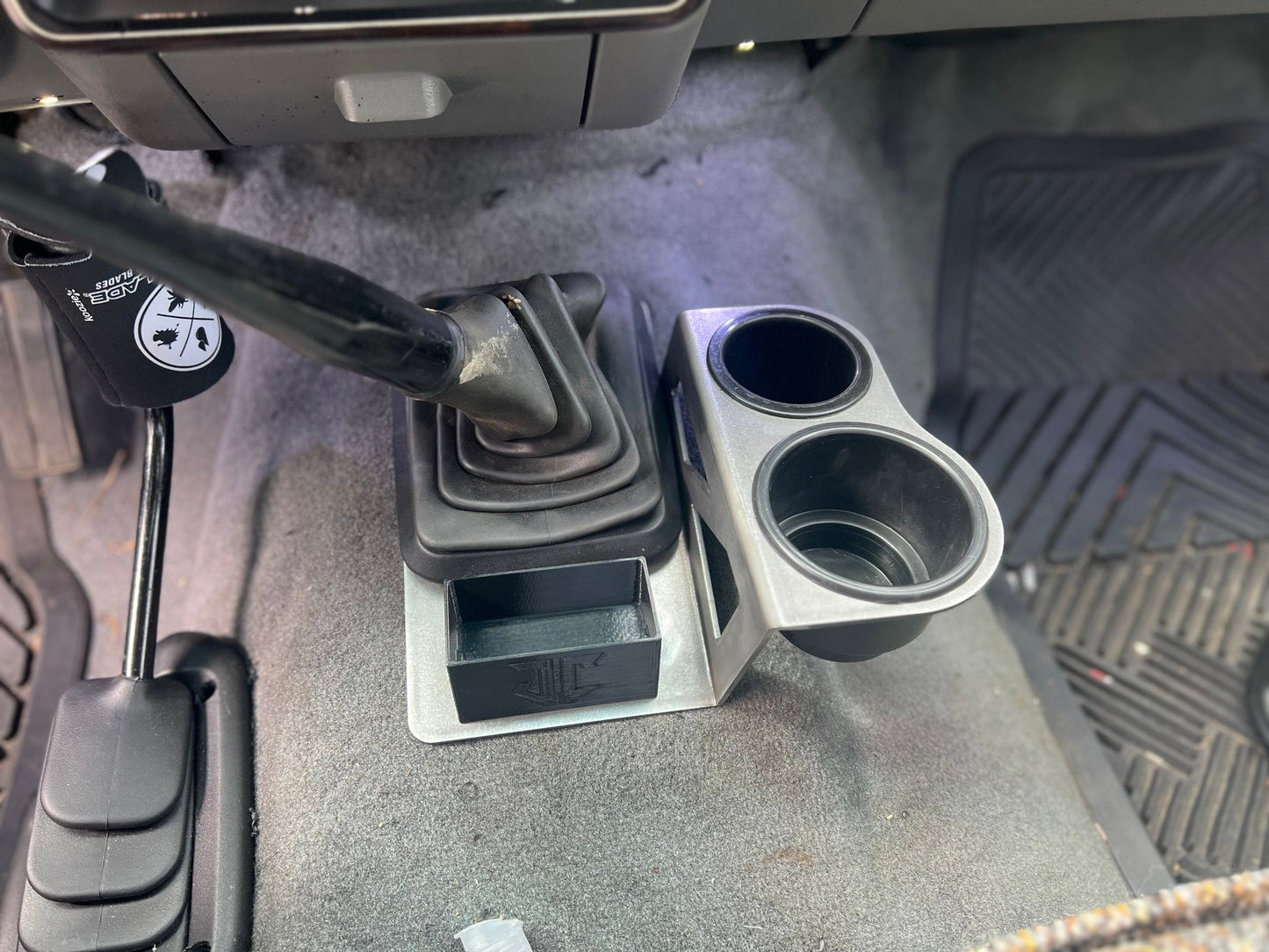 JC Customs - Shifter Mounted Cup Holder - 1992-1997 Ford F-Series & Bronco