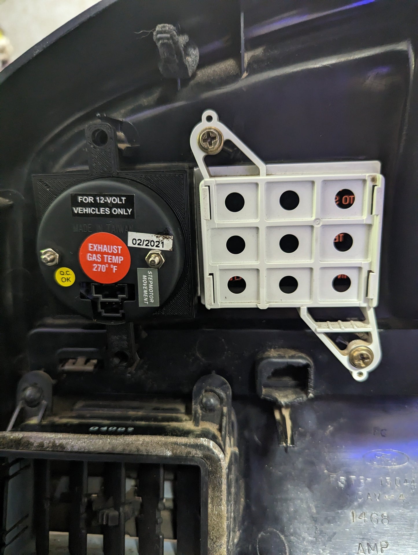 Diesels & Dirtbags OBS Ford Dash 52mm Gauge Bezel - 1992-1997 Ford F-Series