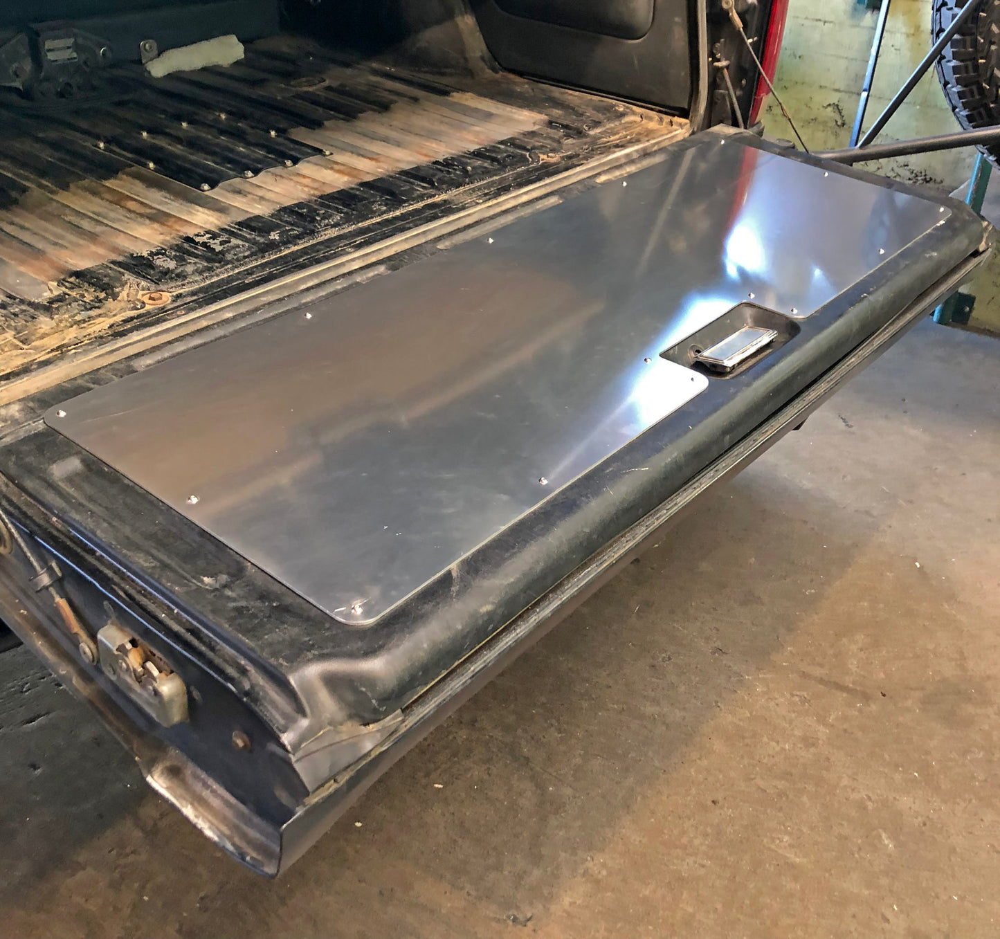 Ford Bronco Tailgate Cover